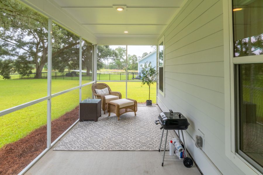 Furnished interior view inside a new home in , Hollywood (Image 28).
