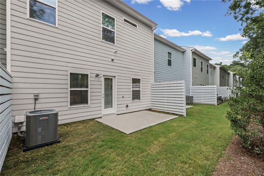 Exterior details and patio area of a home in , Powder Springs (Image 26).