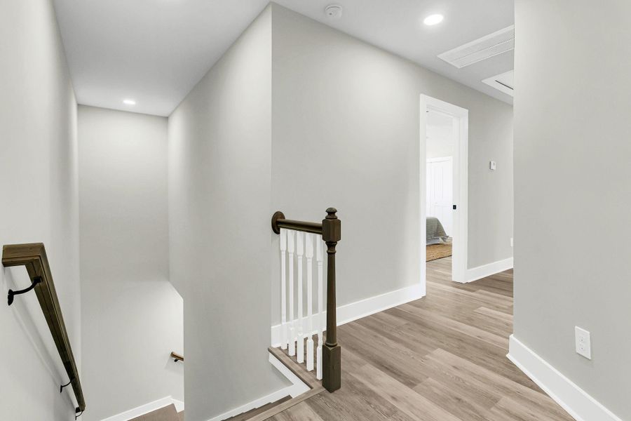 Spacious, unfurnished interior of a new home in , Hanahan (Image 30).