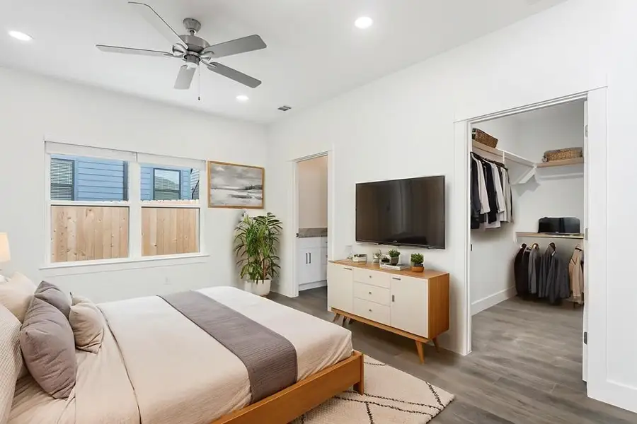 Furnished interior view inside a new home in , Fredericksburg (Image 3).