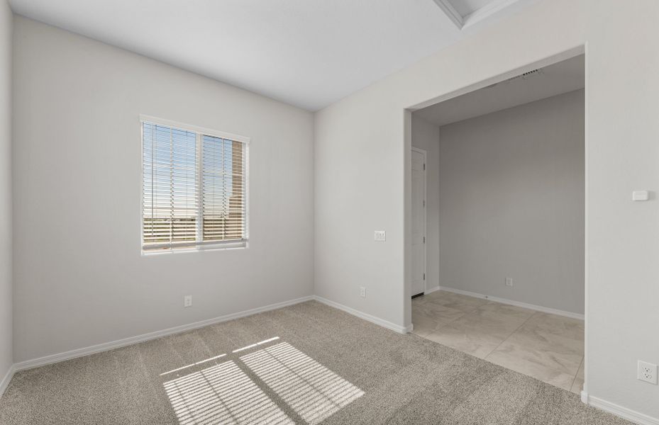 Spacious, unfurnished interior of a new home in Visara, Surprise (Image 29).