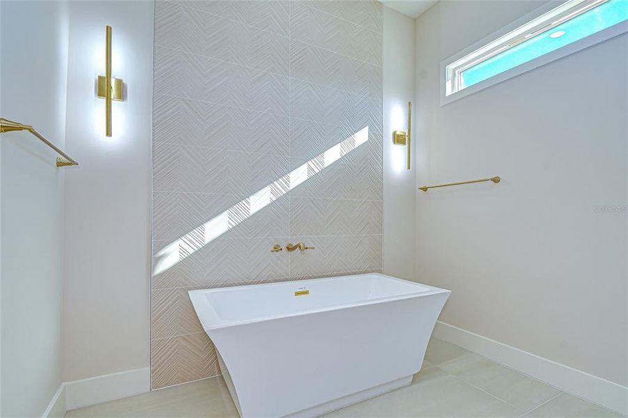 Image 79 of a home in .