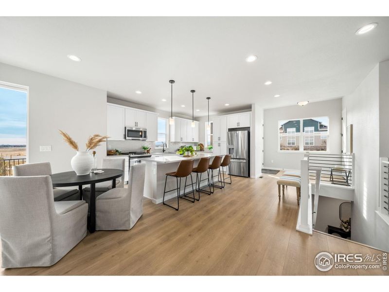 Dining room to kitchen