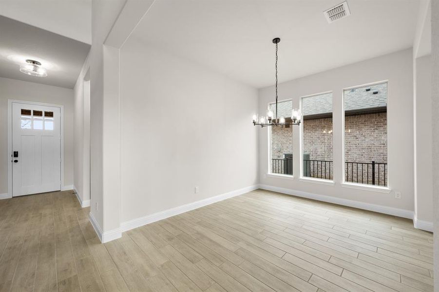 14_3211 Boat Landing- Dining-1 14_3211 Boat Landing- Dining-1