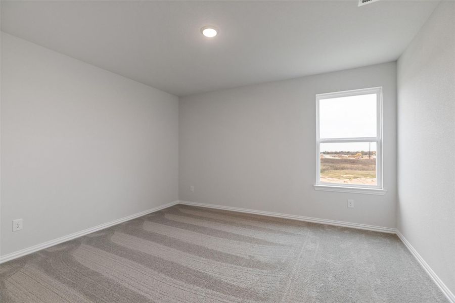 Spacious, unfurnished interior of a new home in Oakwood Estates, Waller (Image 21).