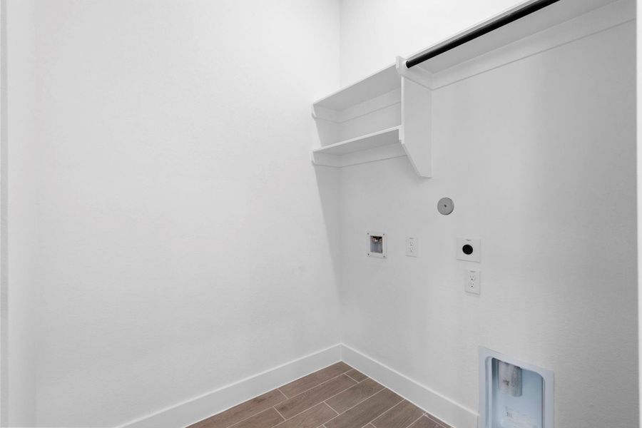 Spacious, unfurnished interior of a new home in Emory Glen, Magnolia (Image 27).