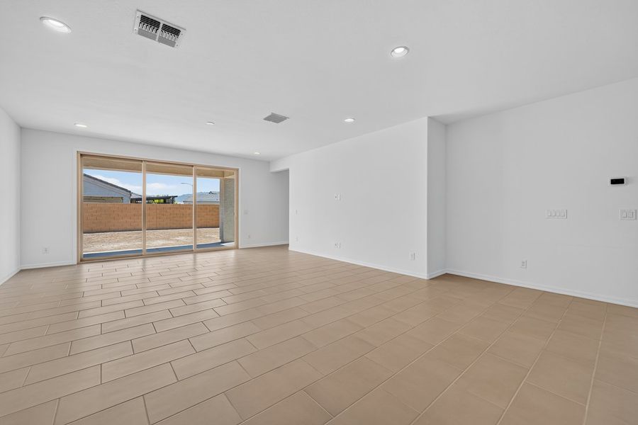 Spacious, unfurnished interior of a new home in Salero Journey Collection, Phoenix (Image 16). Spacious, unfurnished interior of a new home in Salero Journey Collection, Phoenix (Image 16).