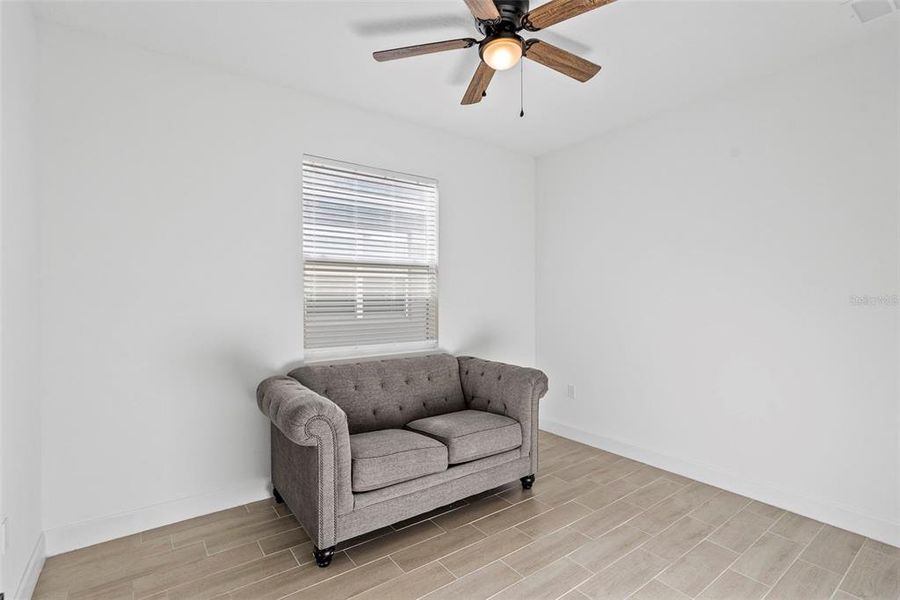 Furnished interior view inside a new home in , Apollo Beach (Image 25).