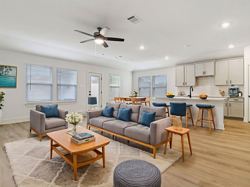 Furnished interior view inside a new home in Sagebrooke - Classic Series, San Antonio (Image 7).