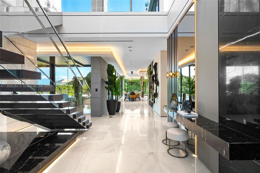 Community amenities in , Miami (Image 35).