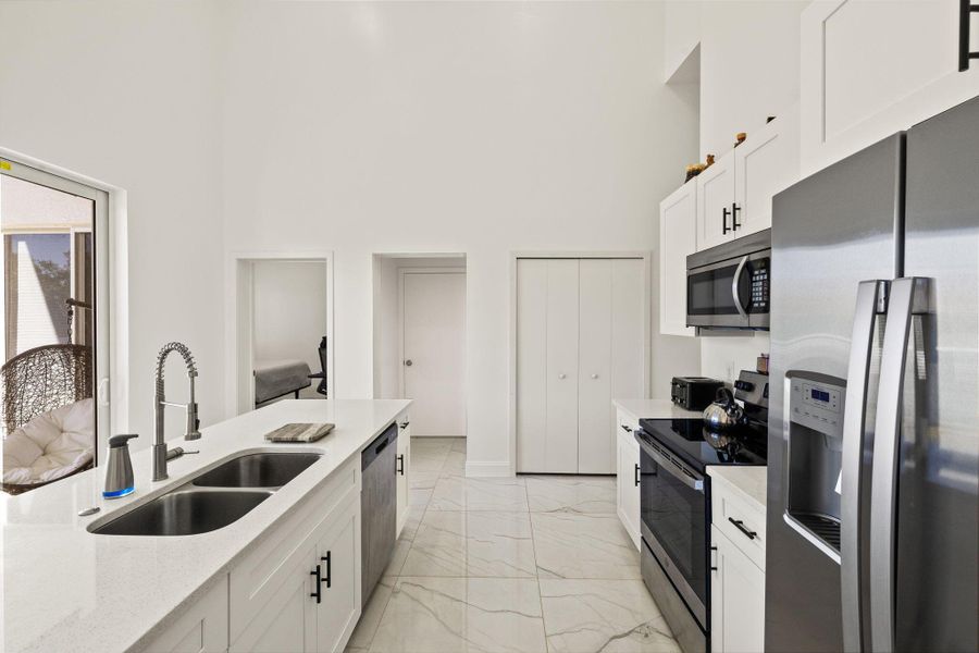 Furnished interior view inside a new home in , Lehigh Acres (Image 5).