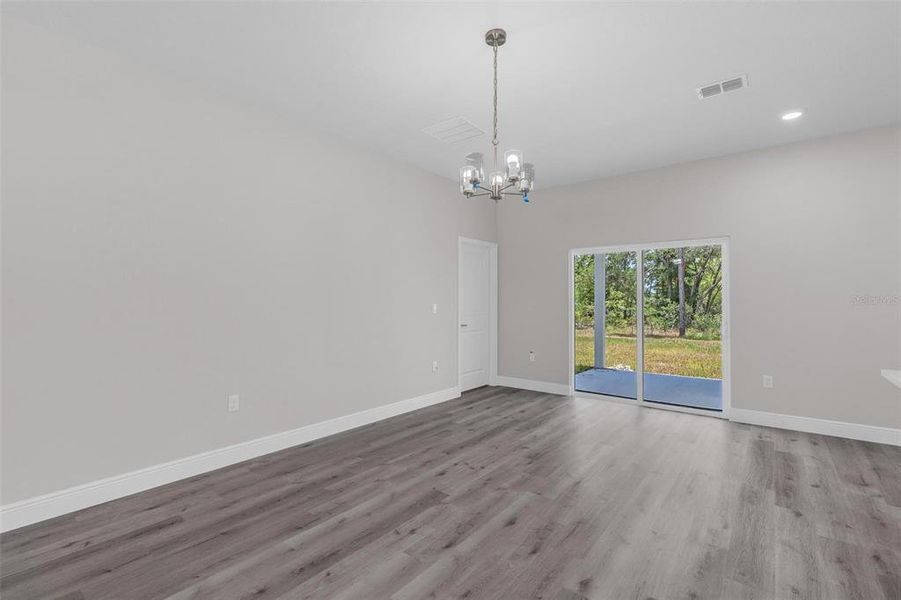 Spacious, unfurnished interior of a new home in , Citrus Springs (Image 41).