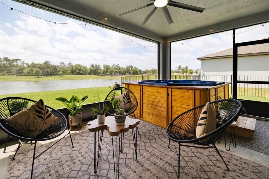 Exterior details and patio area of a home in , Parrish (Image 3).