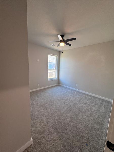 Spacious, unfurnished interior of a new home in , Weatherford (Image 12).