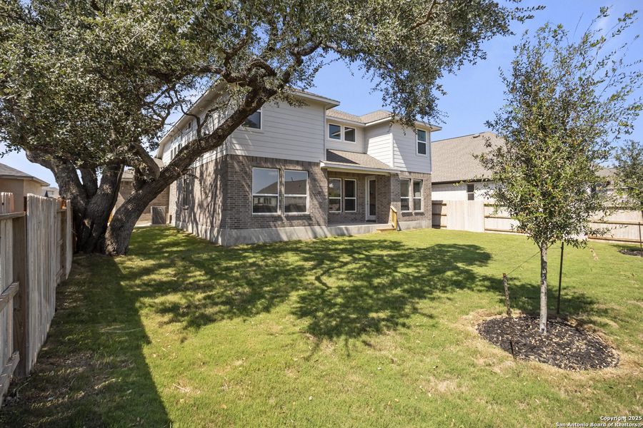 Exterior details and patio area of a home in Stillwater Ranch, San Antonio (Image 2). Exterior details and patio area of a home in Stillwater Ranch, San Antonio (Image 2).
