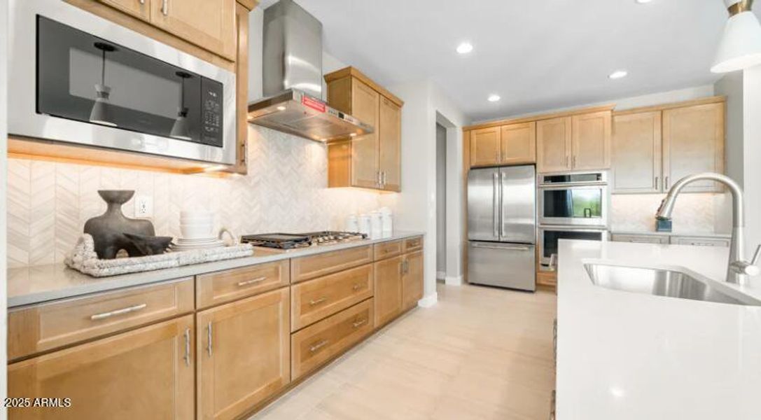 39640 N Trajen Pl ~ November Completion!