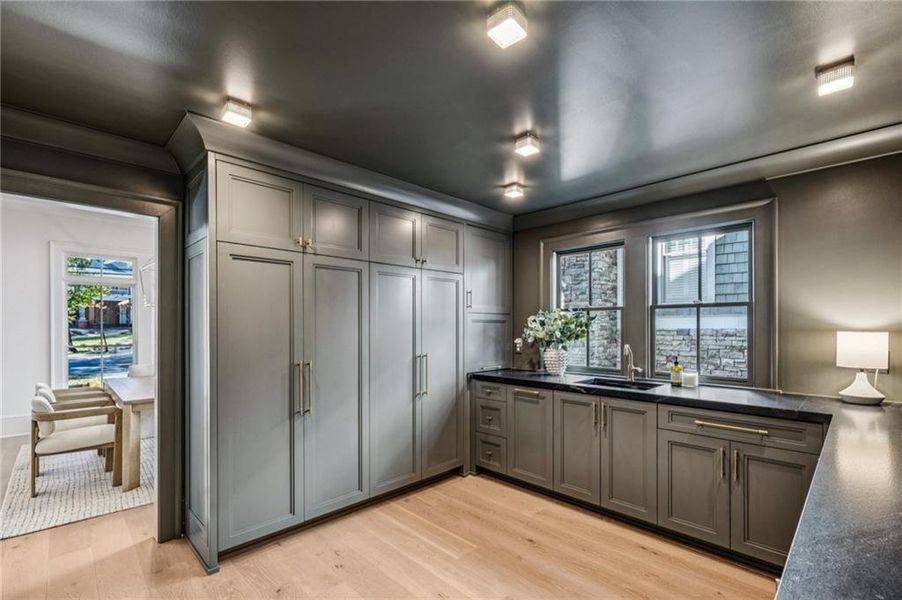 Furnished interior view inside a new home in , Atlanta (Image 41). Furnished interior view inside a new home in , Atlanta (Image 41).