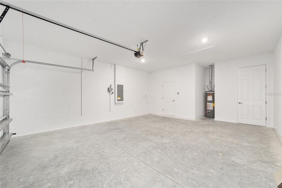 Spacious, unfurnished interior of a new home in , Ocala (Image 38). Spacious, unfurnished interior of a new home in , Ocala (Image 38).