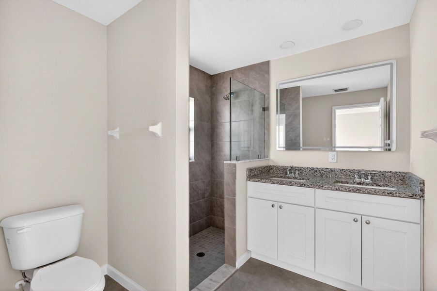 138 SEMINOLE PRIMARY BATH 2