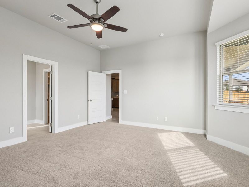 Spacious, unfurnished interior of a new home in Kallison Ranch, San Antonio (Image 21). Spacious, unfurnished interior of a new home in Kallison Ranch, San Antonio (Image 21).