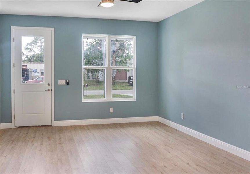 Spacious, unfurnished interior of a new home in , Edgewater (Image 9).