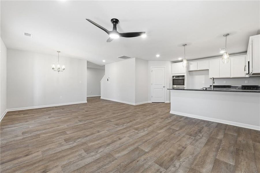 Spacious, unfurnished interior of a new home in Jones Crossing, Hogansville (Image 9). Spacious, unfurnished interior of a new home in Jones Crossing, Hogansville (Image 9).