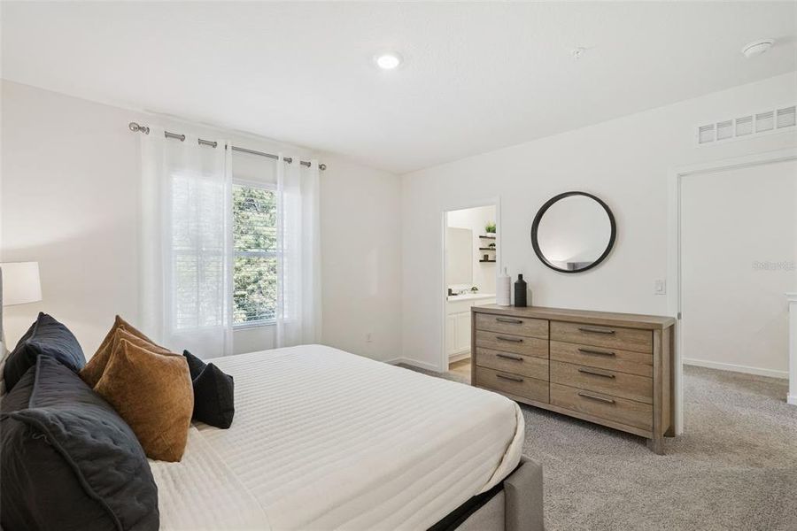 Furnished interior view inside a new home in Oak Pointe, Apopka (Image 12).