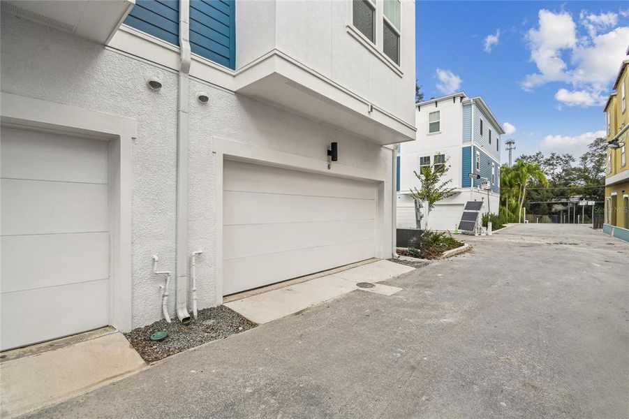 Exterior details and patio area of a home in Apex at Seminole Heights, Tampa (Image 2). Exterior details and patio area of a home in Apex at Seminole Heights, Tampa (Image 2).