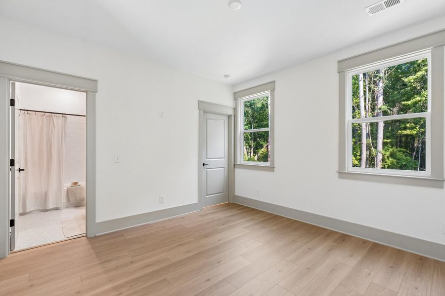 Spacious, unfurnished interior of a new home in , Johns Island (Image 24).
