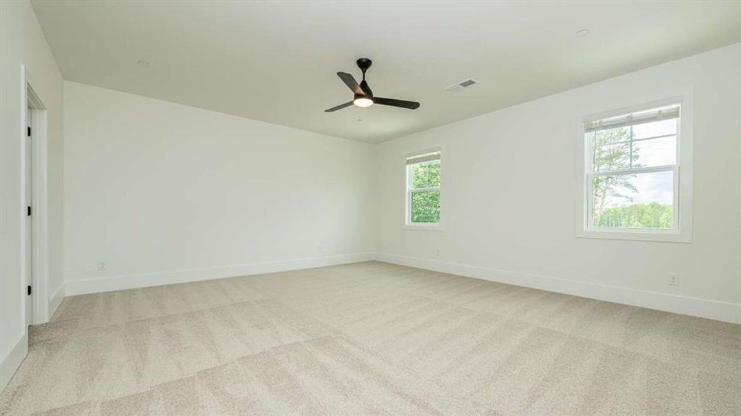 Spacious, unfurnished interior of a new home in The Village at Sandy Plains, Marietta (Image 24).