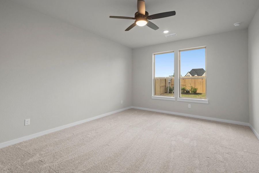 Spacious, unfurnished interior of a new home in Sienna 45', 50', Missouri City (Image 25).