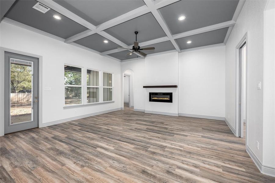 Spacious, unfurnished interior of a new home in , Enchanted Oaks (Image 23).