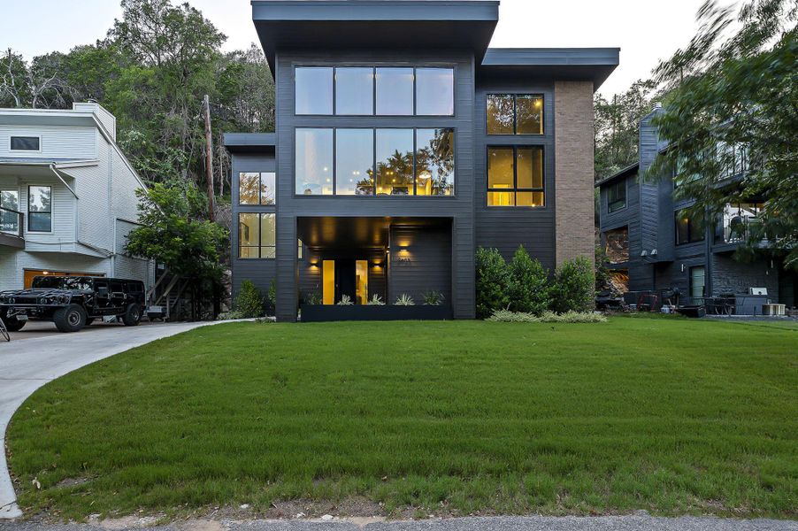 View of front of home with a front lawn View of front of home with a front lawn