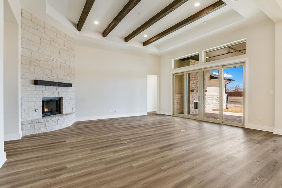 Representative unfurnished interior of a home built from the Avalon by Giddens Homes in Scofield Farms Estates, Georgetown (Image 212).