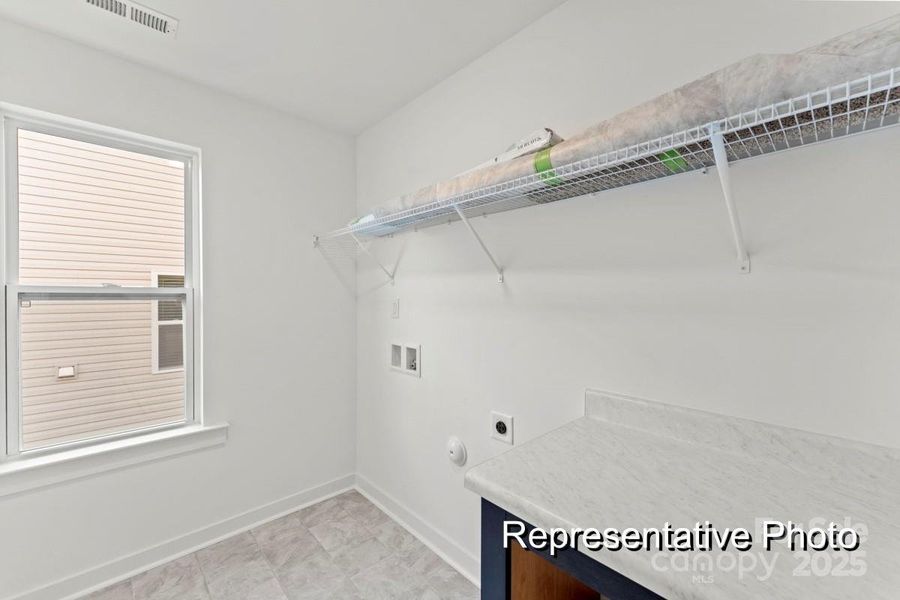 Image 22 of a home in .