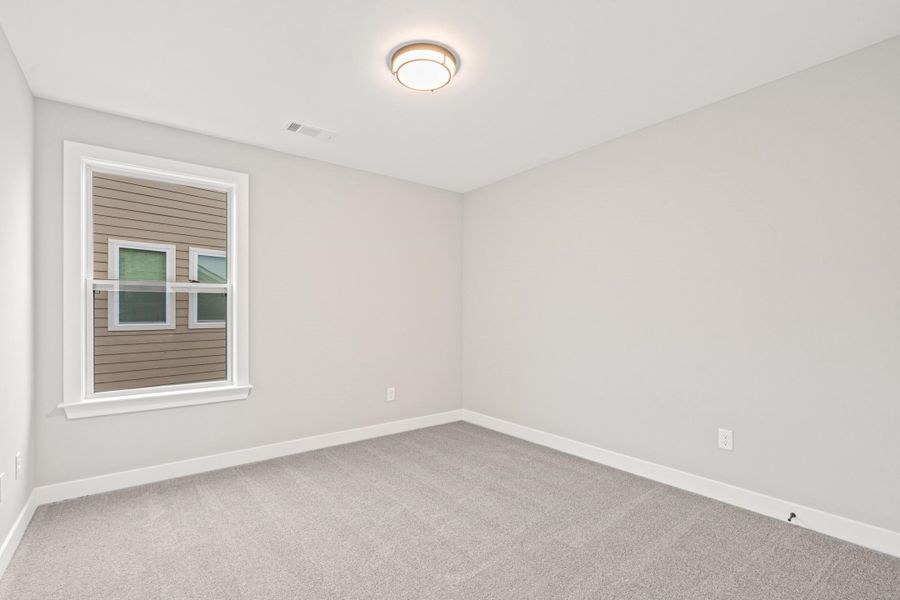 Spacious, unfurnished interior of a new home in Lockwood, Collierville (Image 25).