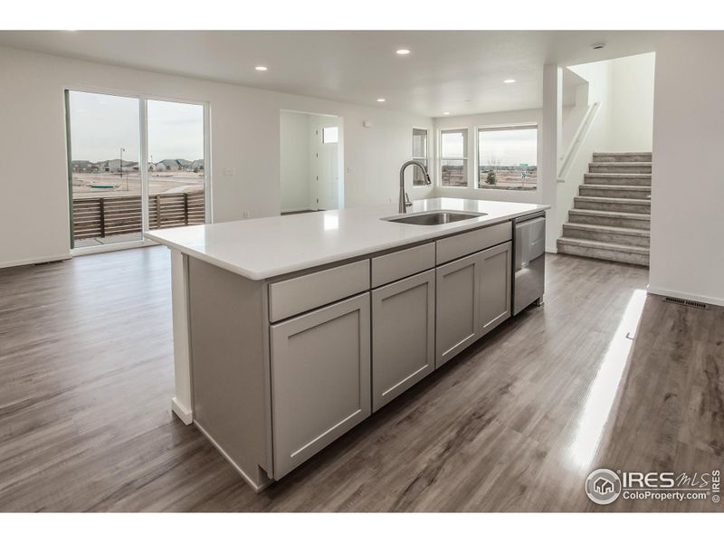 EXAMPLE PHOTOS: KITCHEN ISLAND
