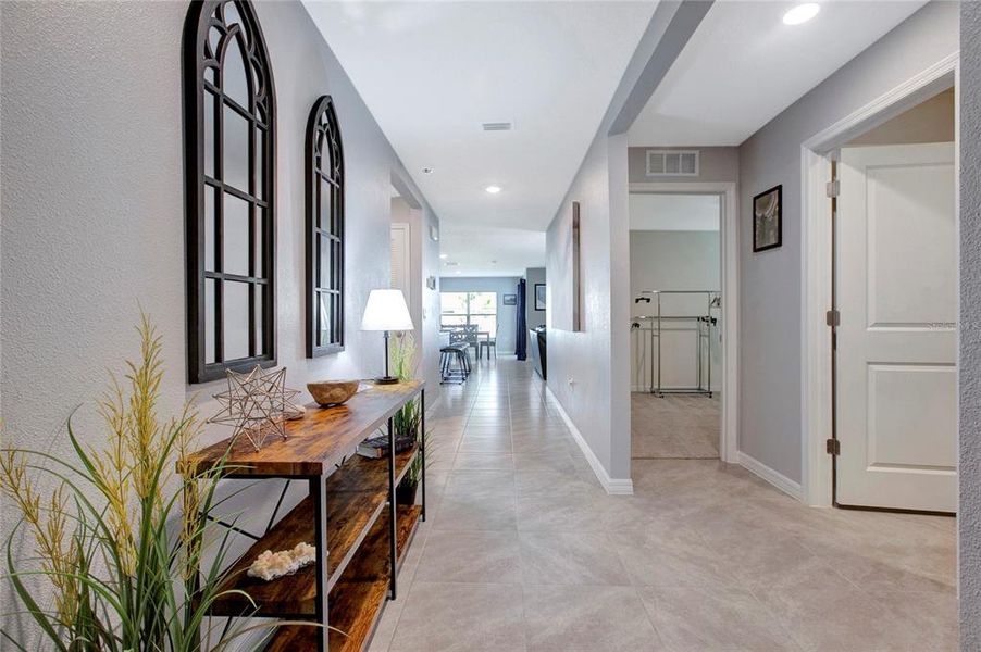 Furnished interior view inside a new home in River Park, Temple Terrace (Image 39).