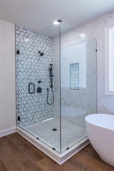 Furnished interior view inside a new home in , Dallas (Image 14).