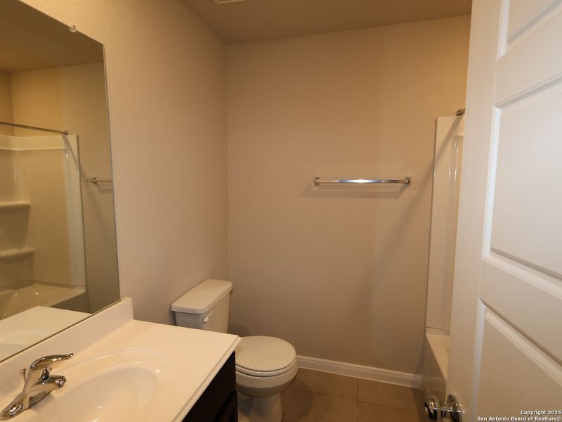 Image 32 of a home in Agave.