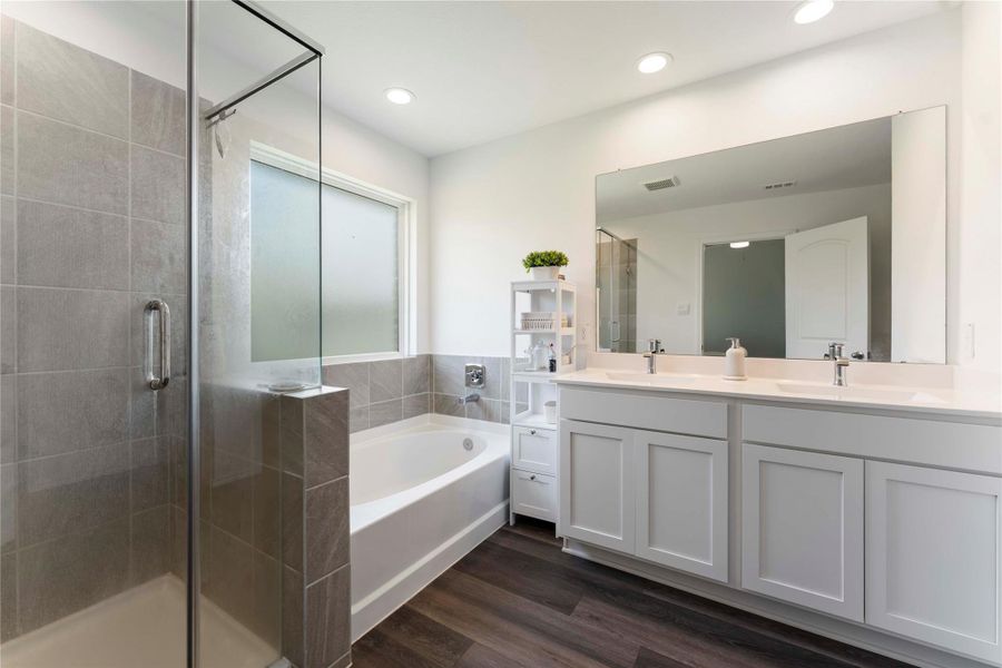 Furnished interior view inside a new home in Sunterra, Katy (Image 17). Furnished interior view inside a new home in Sunterra, Katy (Image 17).