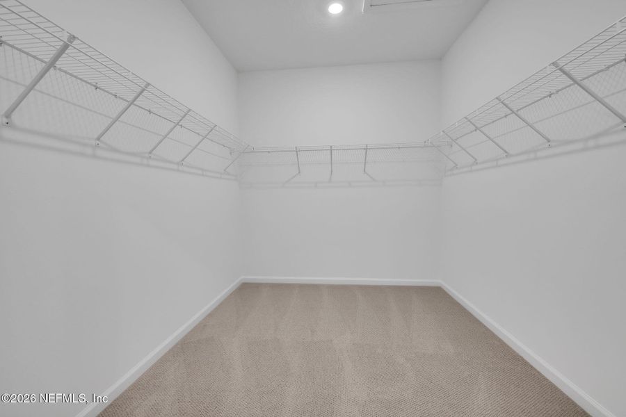 Spacious, unfurnished interior of a new home in Jennings Farm, Middleburg (Image 33). Spacious, unfurnished interior of a new home in Jennings Farm, Middleburg (Image 33).