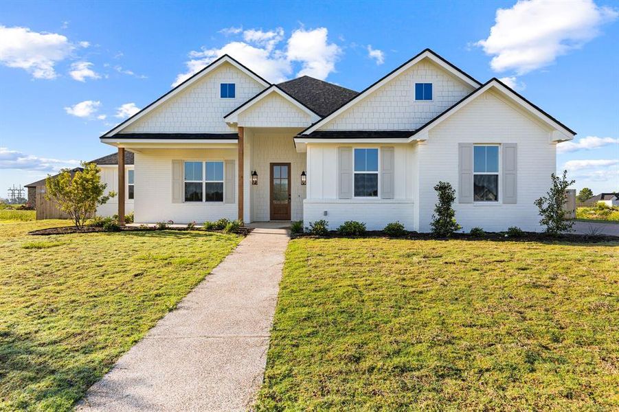 Front exterior of a new home in , Robinson, TX, highlighting curb appeal (Image 2). Front exterior of a new home in , Robinson, TX, highlighting curb appeal (Image 2).