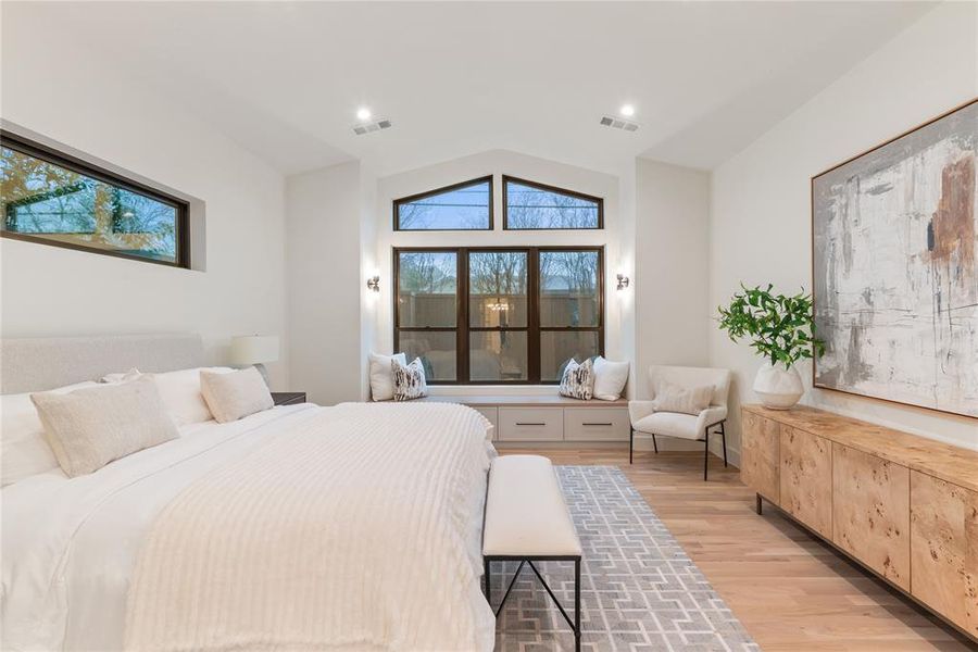Furnished interior view inside a new home in , Dallas (Image 17).
