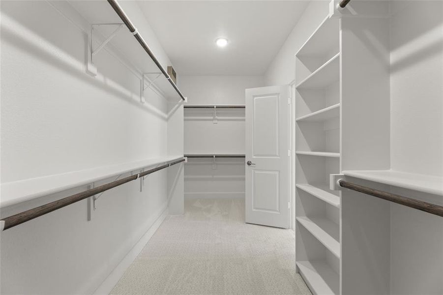 12707 Meadow Glen  Closet