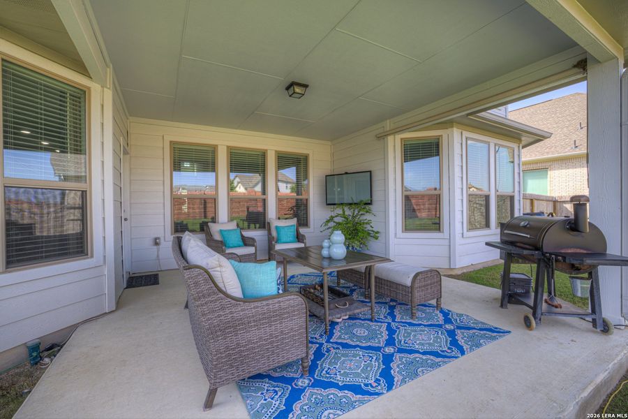 Exterior details and patio area of a home in Buffalo Crossing, Cibolo (Image 25).