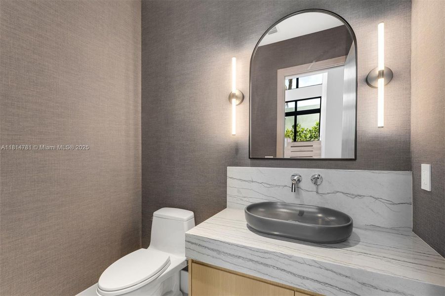 Furnished interior view inside a new home in , Pinecrest (Image 44).