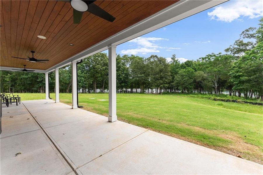 Exterior details and patio area of a home in , Hartwell (Image 30).