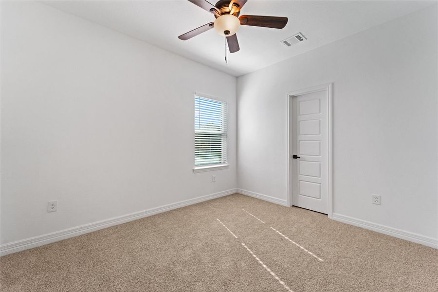 Image 8 of a home in .