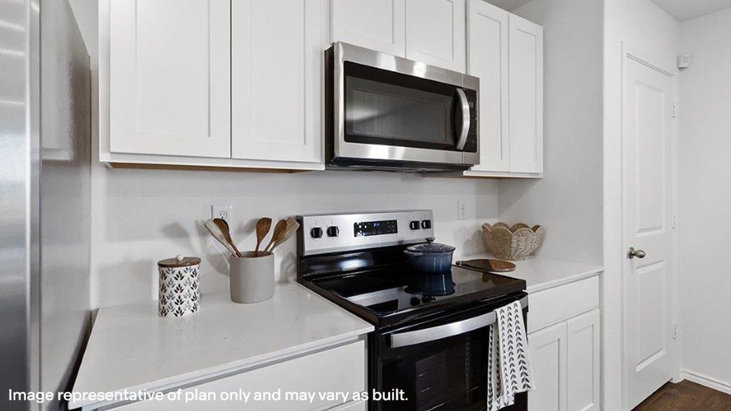 Image 36 representing the The Franklin by D.R. Horton in Avenida, Converse, TX.